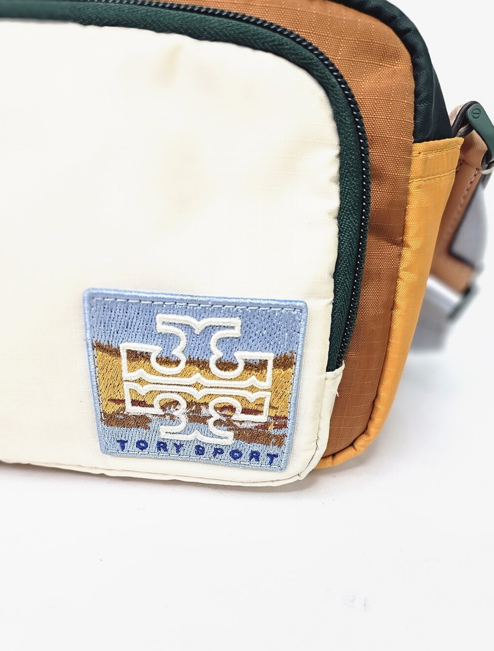 Tory Burch Tory Sport Ripstop Nylon Patch Crossbody bag - Picture 6 of 12